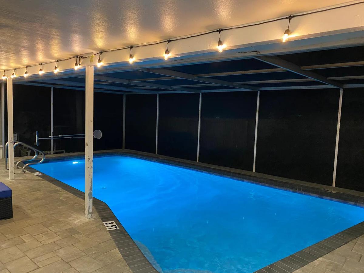 Spacious 5 Bedrooms 3 Bathrooms Family-Friendly Home With Heated Salt Pool Clearwater Exteriér fotografie